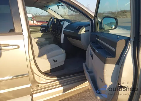 2008 Dodge Grand Caravan Sxt z USA, uszkodzony, nr VIN 2D8HN54P48R803180